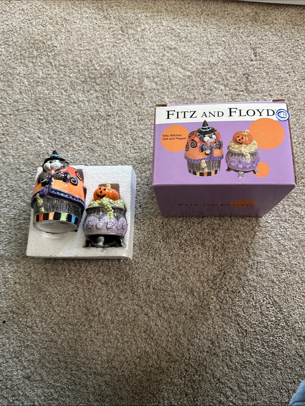 Vintage Fitz & Floyd  kitty witches salt and pepper shakers